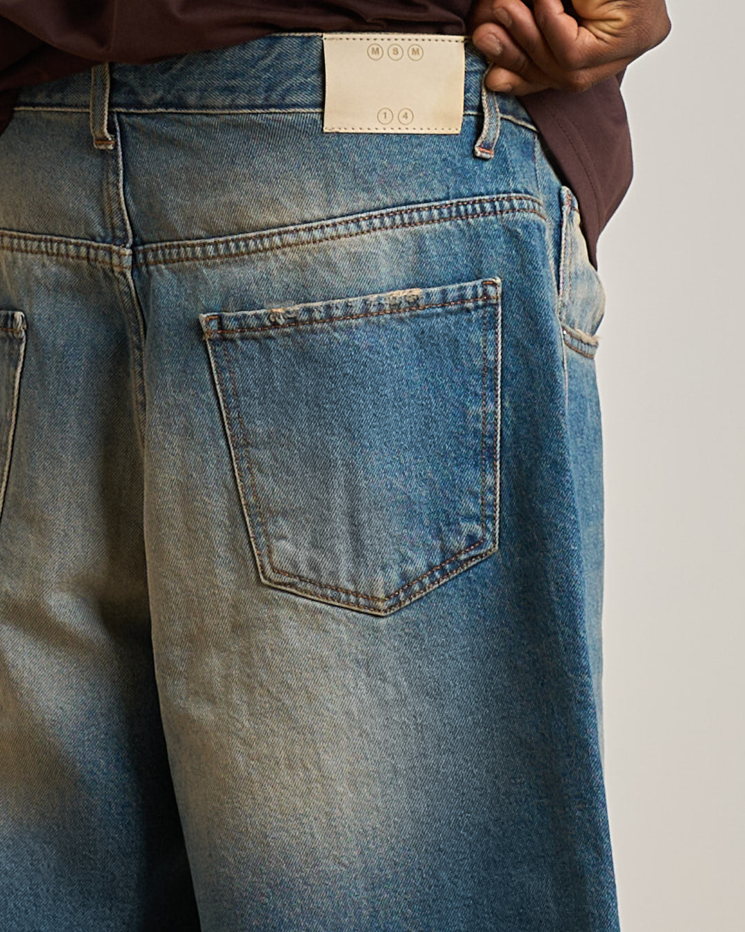 Bermuda Jeans Baggy Sabbiato in doppio stone con pietra