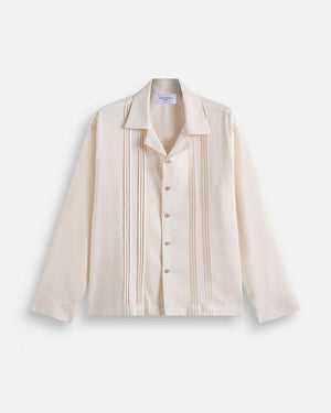 Camicia in lino con pieghe