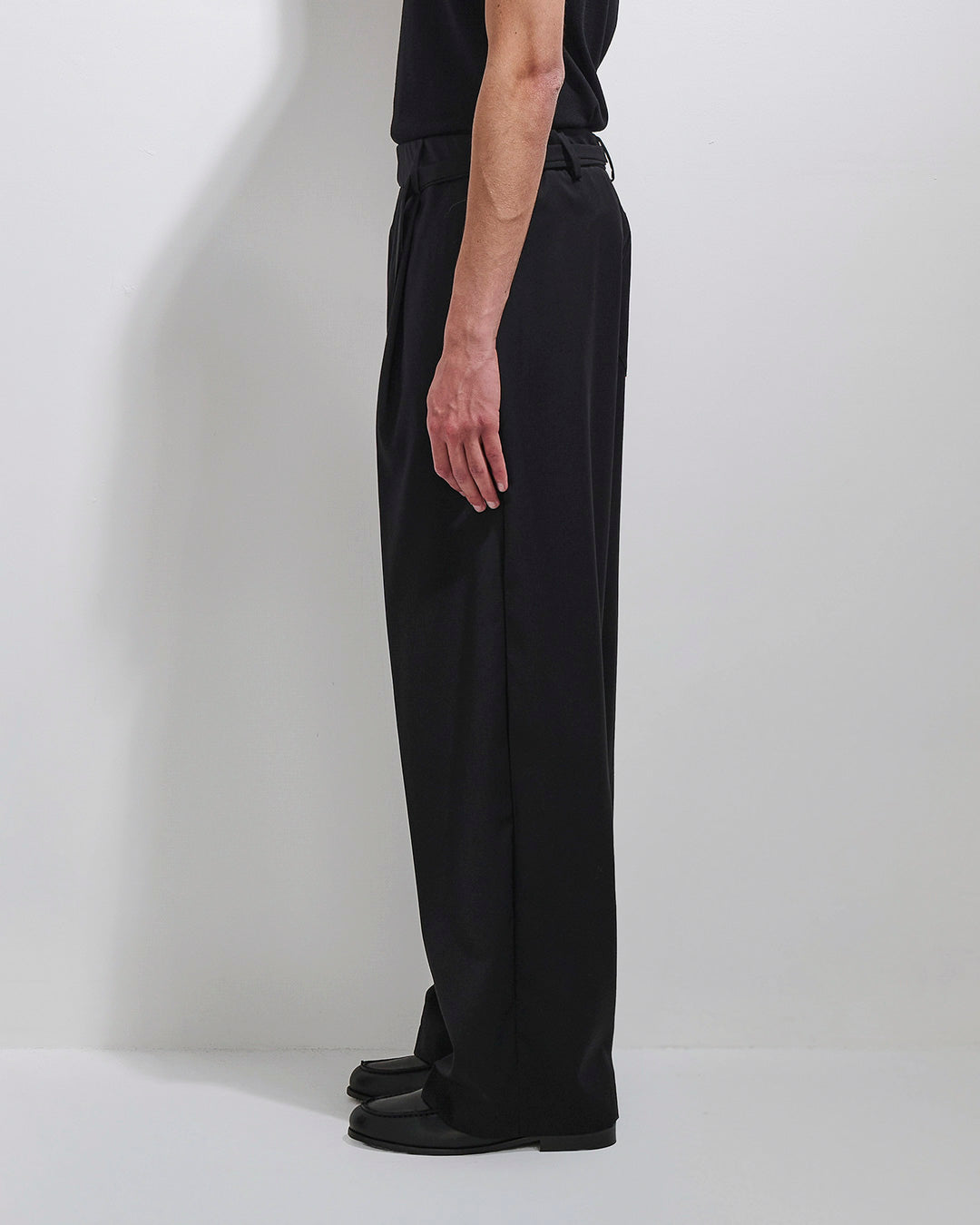 Pantalaccio strutturato con laccio