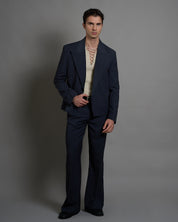 Giacca cropped con finiture sfilacciate