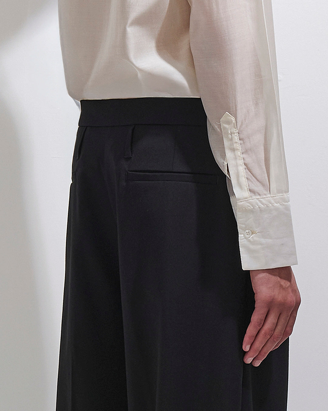 Pantalone Limited Edition con passanti bassi