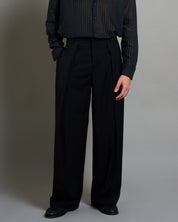 Pantalone Wide Fit con pieghe