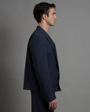 Giacca cropped con finiture sfilacciate