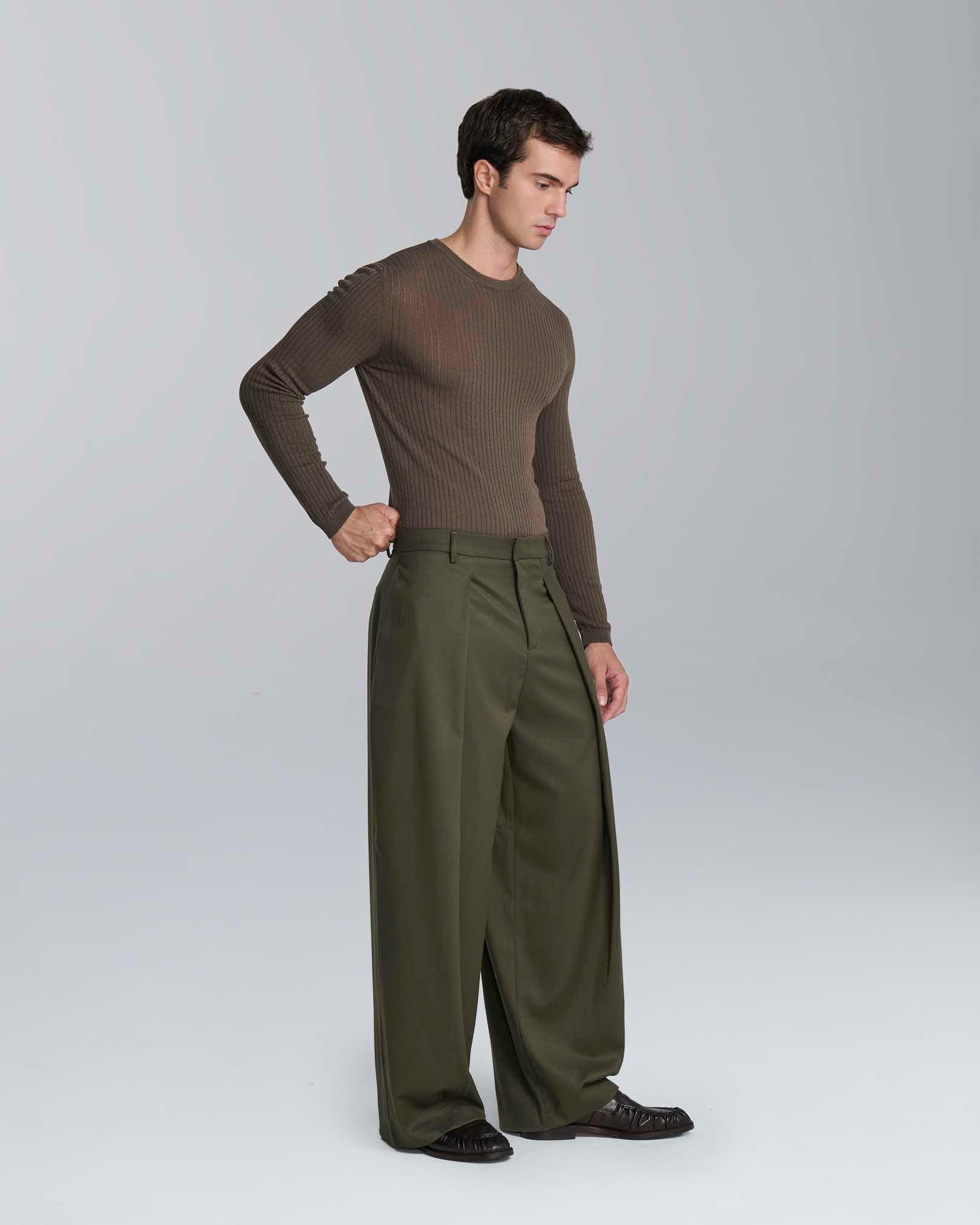 Pantalone wide fit con pieghe