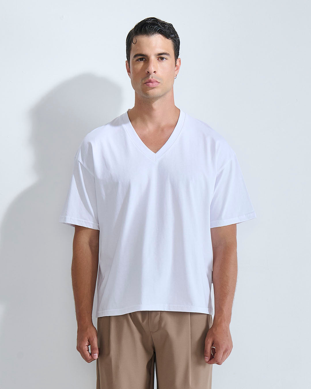 T-shirt cropped scollo a v