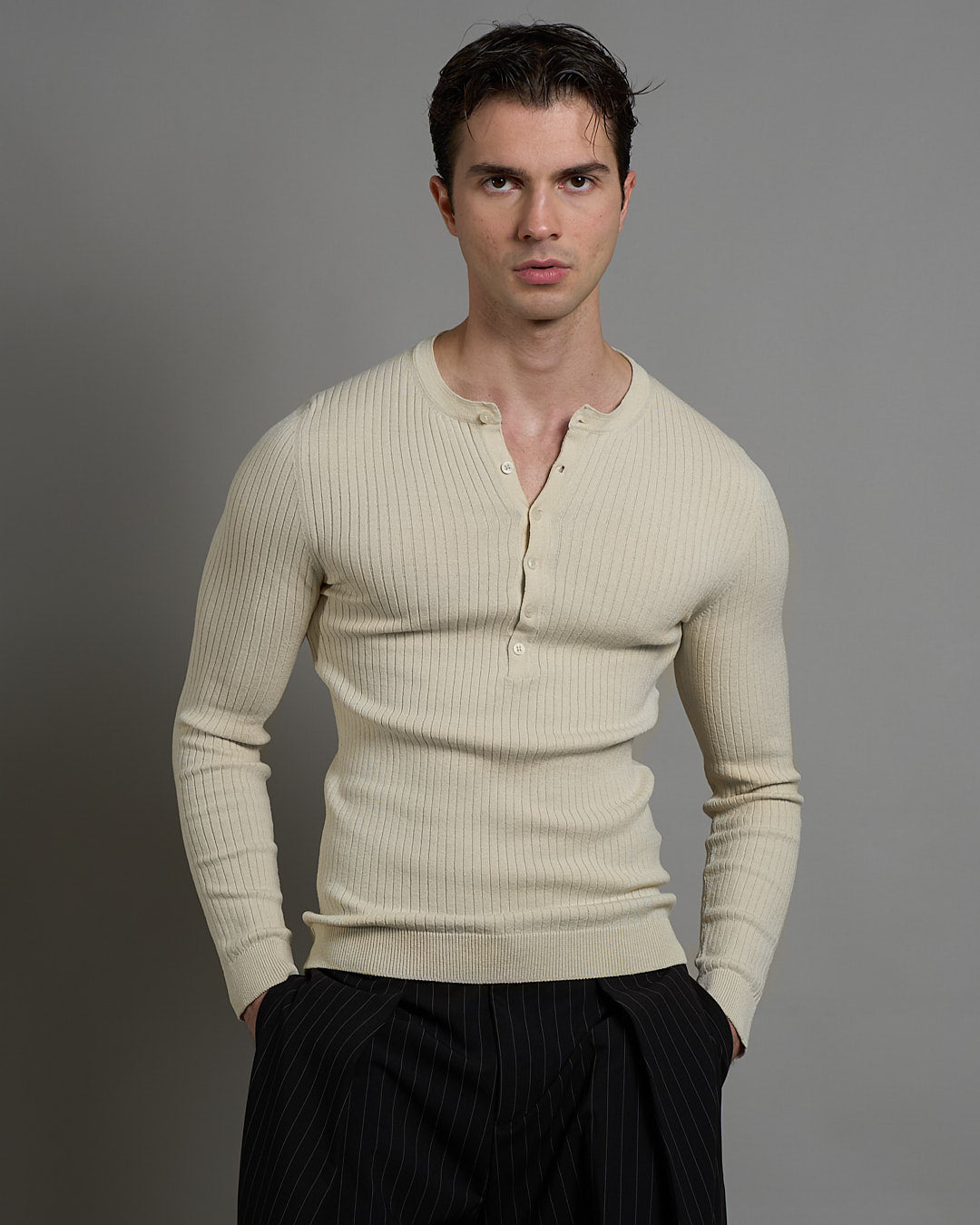 Maglia serafino a coste