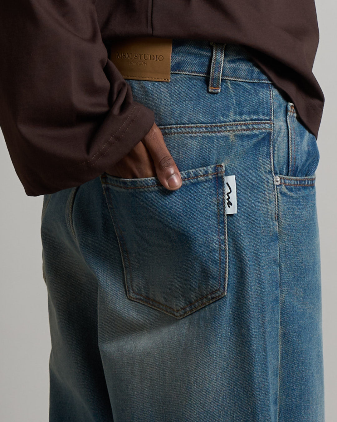 Denim Baggy fit Sabbiato Legato con spruzzo