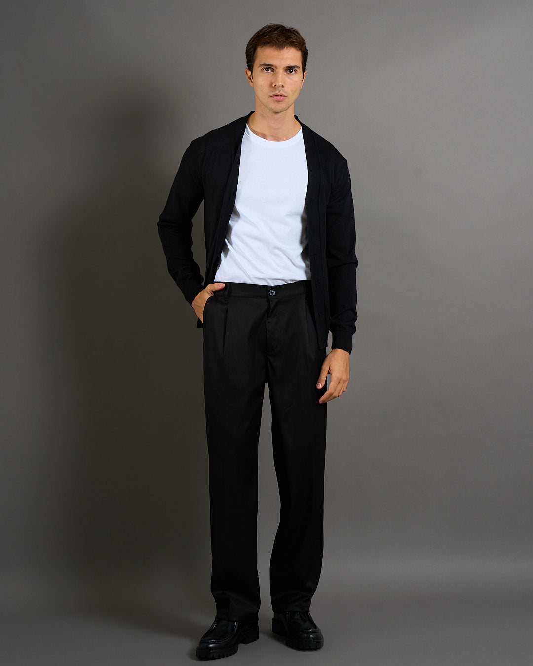 Cardigan Basic in lana merinos