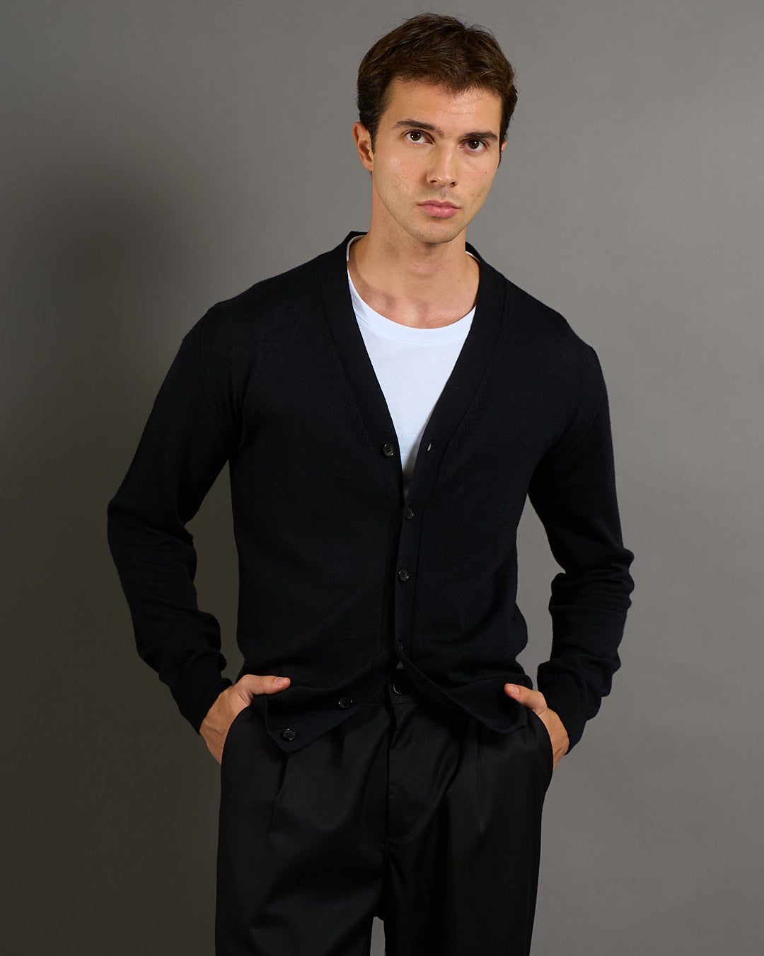 Cardigan Basic in lana merinos