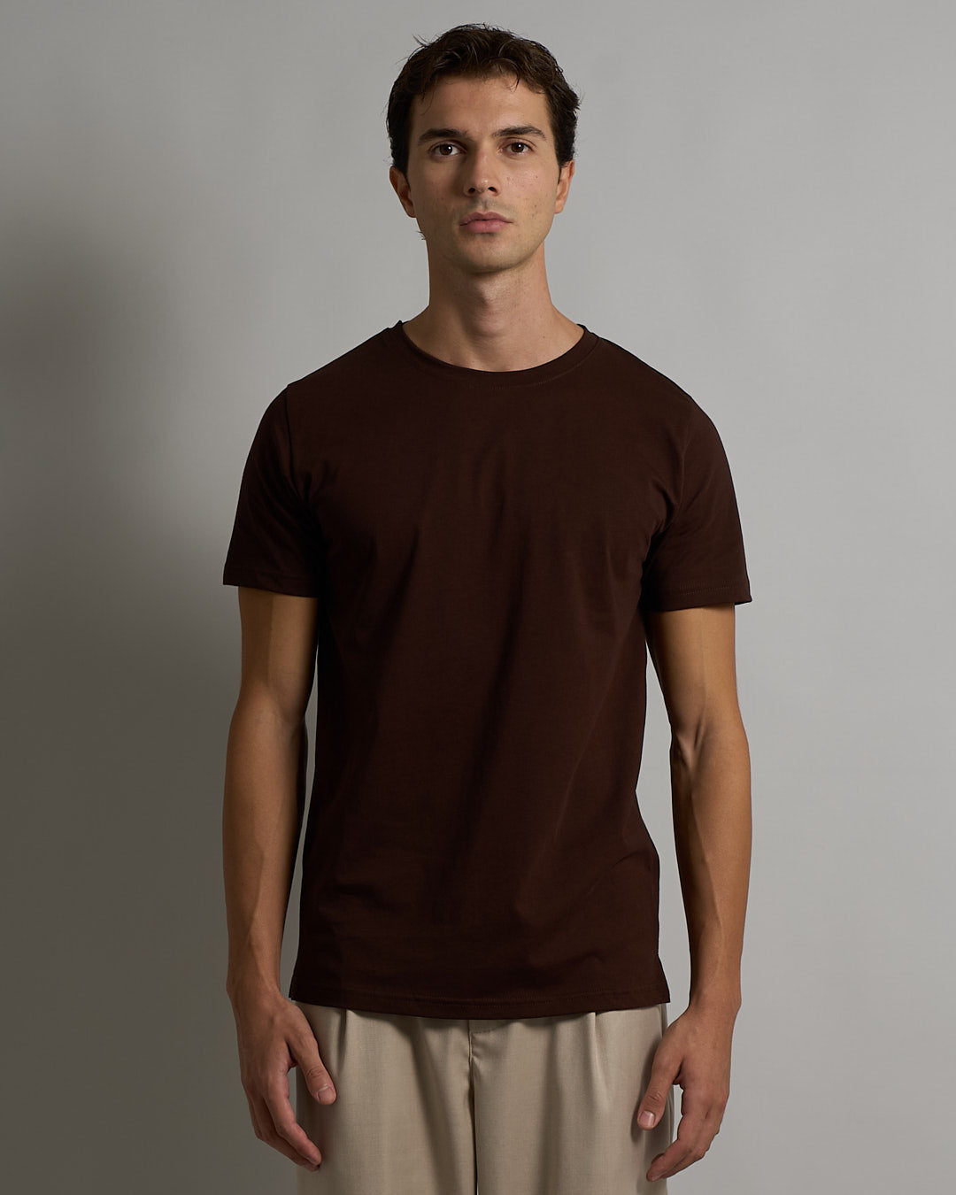 Basic t-shirt con spacchetto