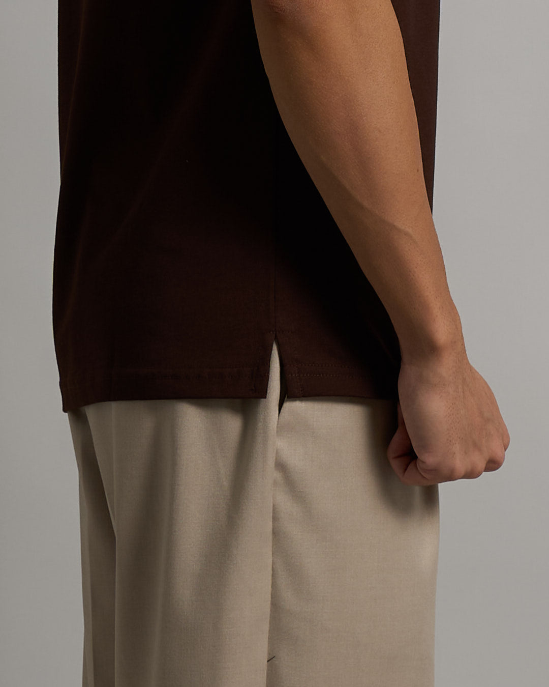 Basic t-shirt con spacchetto