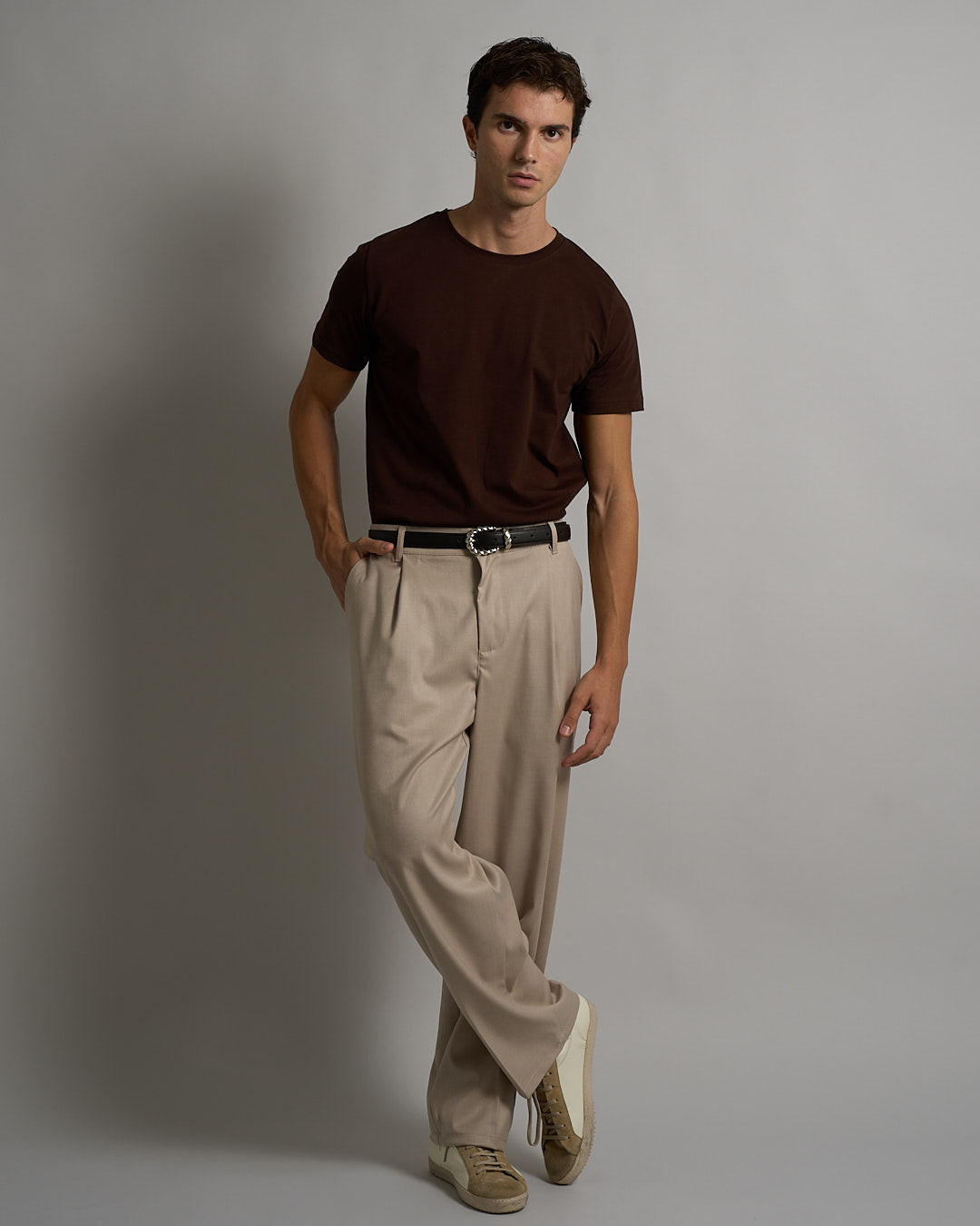 Basic t-shirt con spacchetto