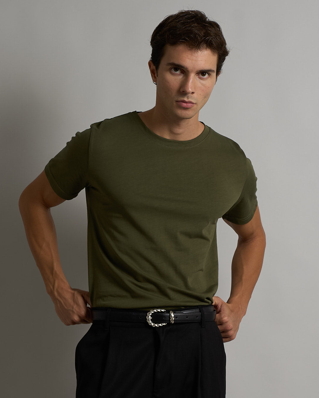 Basic t-shirt con spacchetto