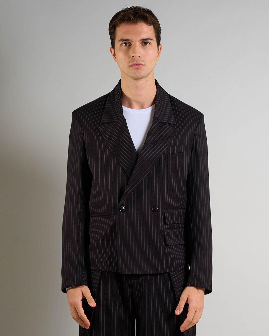 Giacca Cropped doppiopetto Gessata Nera