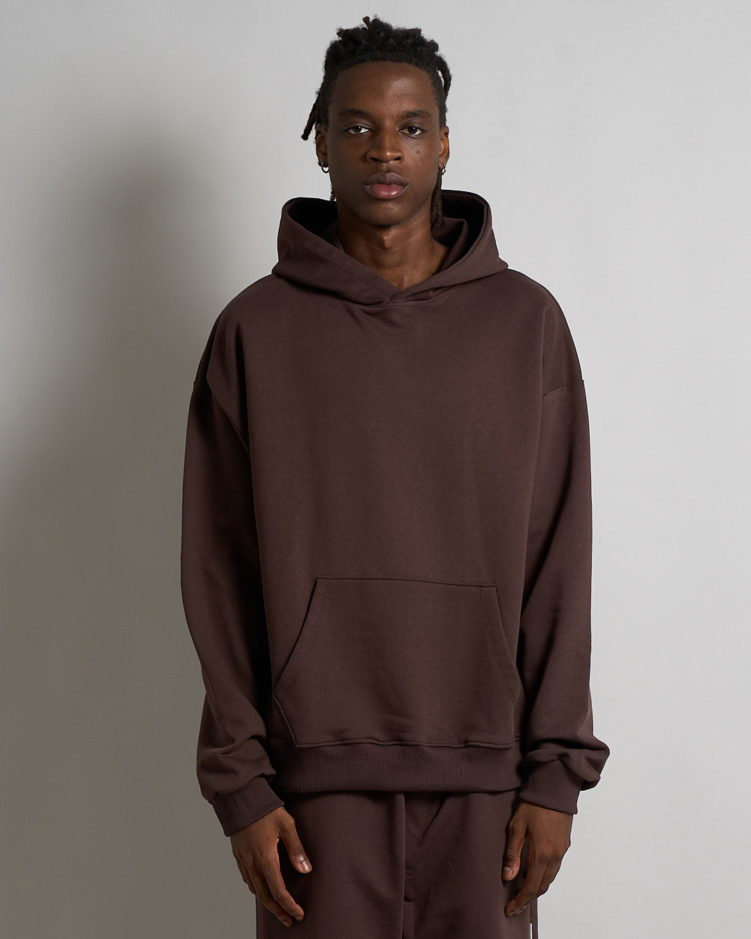 Felpa basic con cappuccio