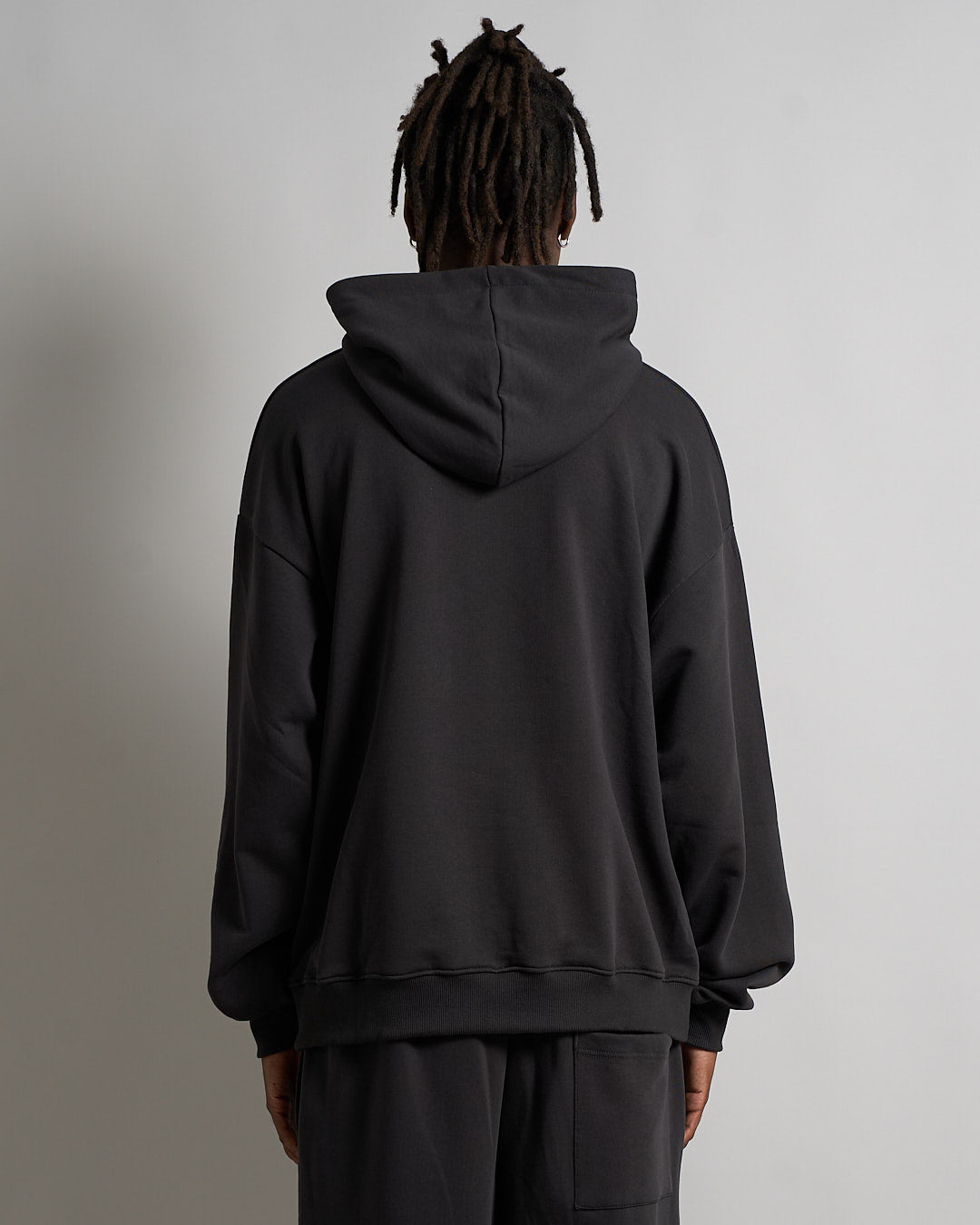 Felpa basic con cappuccio