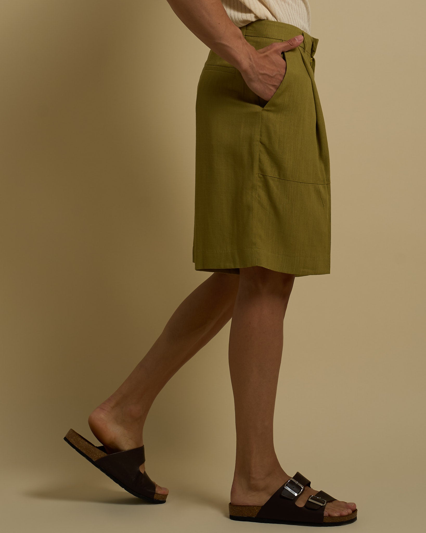 Msm Studio Bermuda in suit with central Nervino 