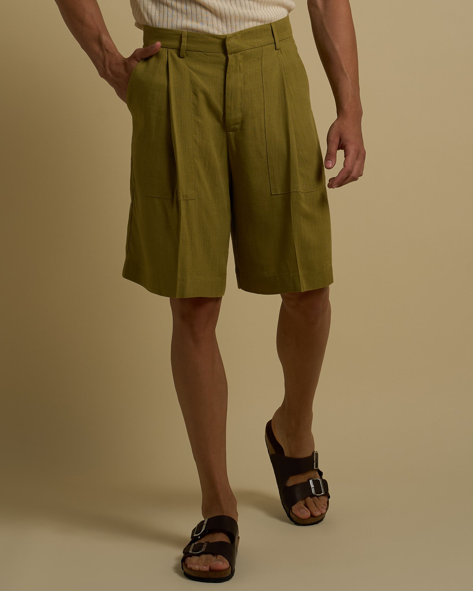 Msm Studio Bermuda in suit with central Nervino 