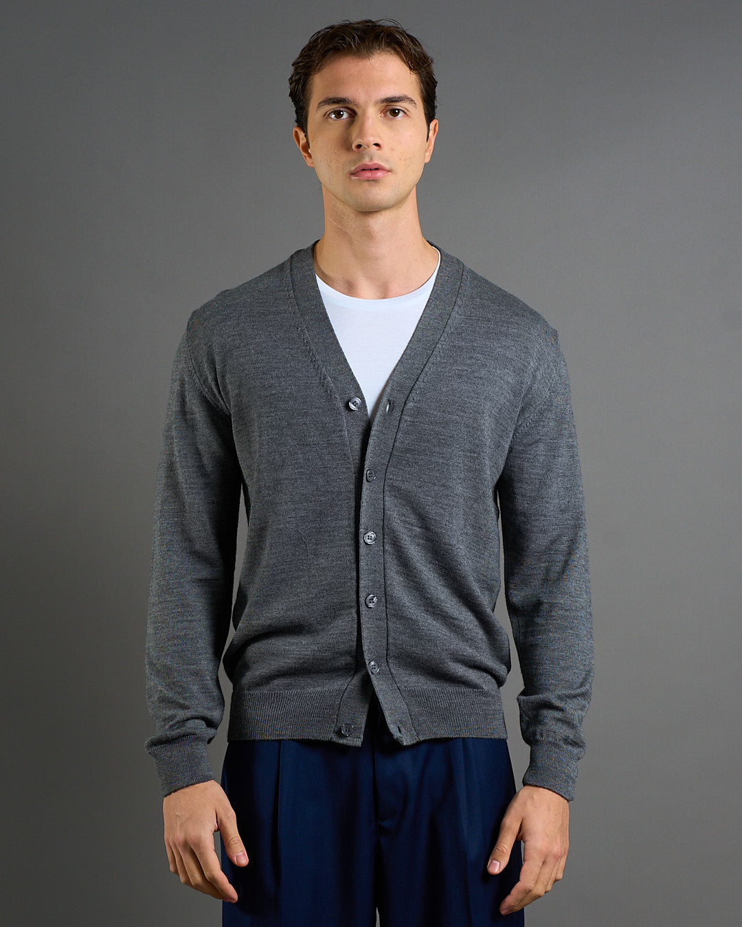 Cardigan Basic in lana merinos