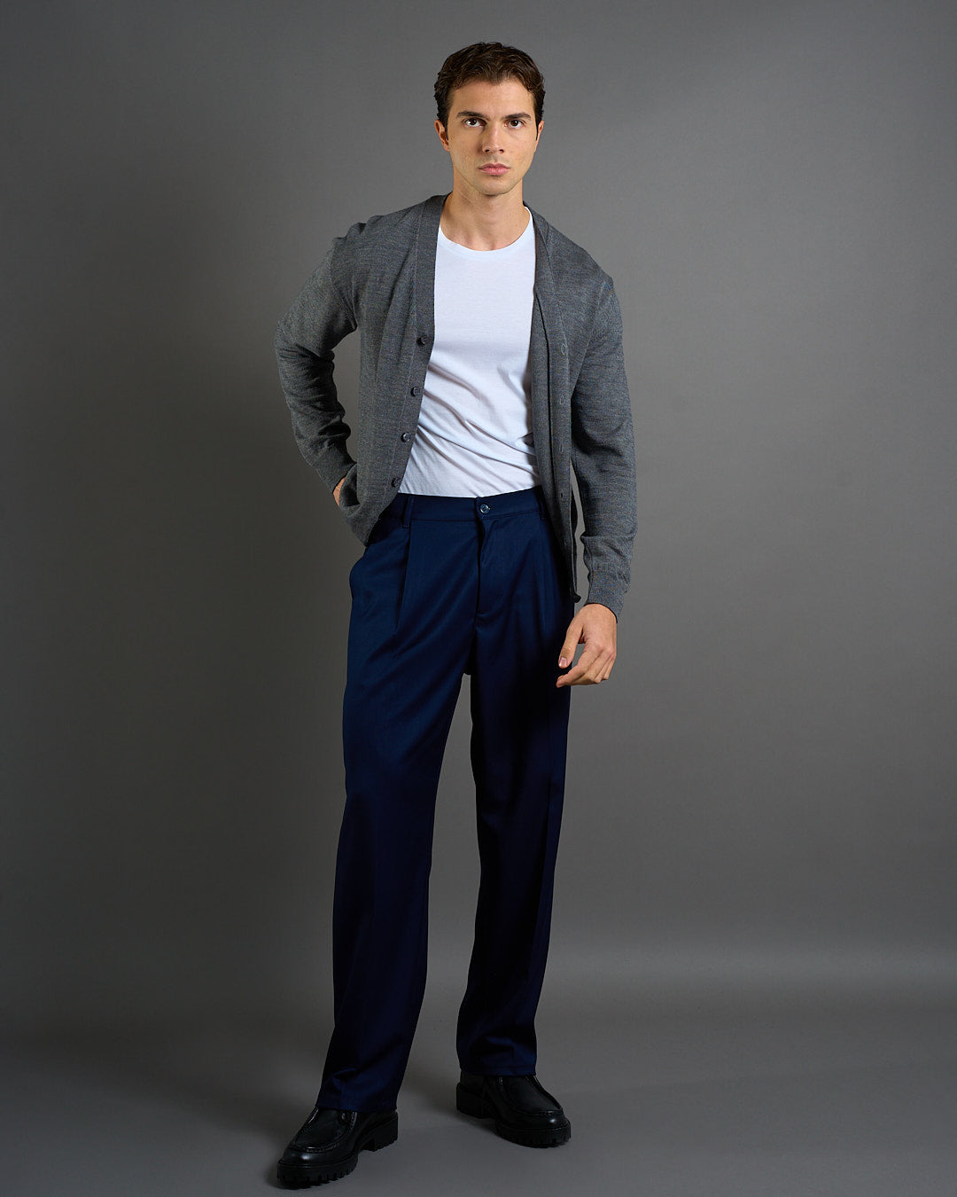 Cardigan Basic in lana merinos