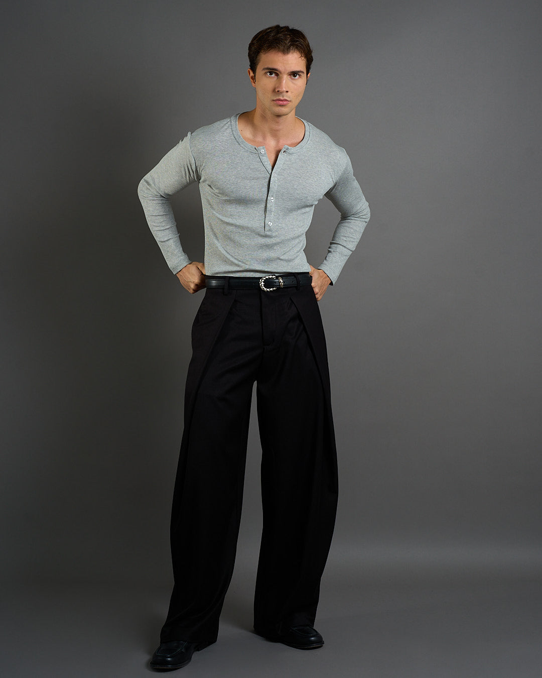 T-shirt Serafino in costina Longsleeve