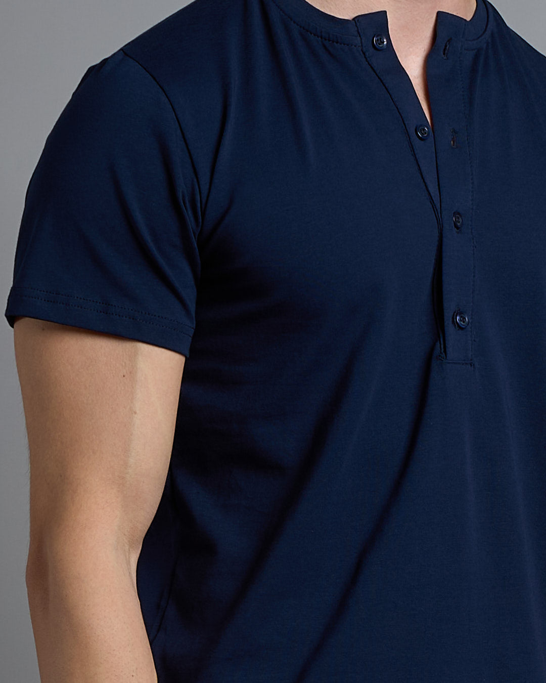 T-shirt Serafino Slim Fit