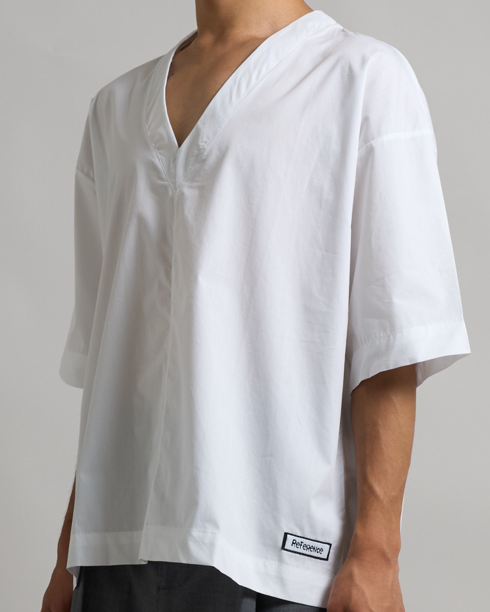 Reference  T-shirt Camicia