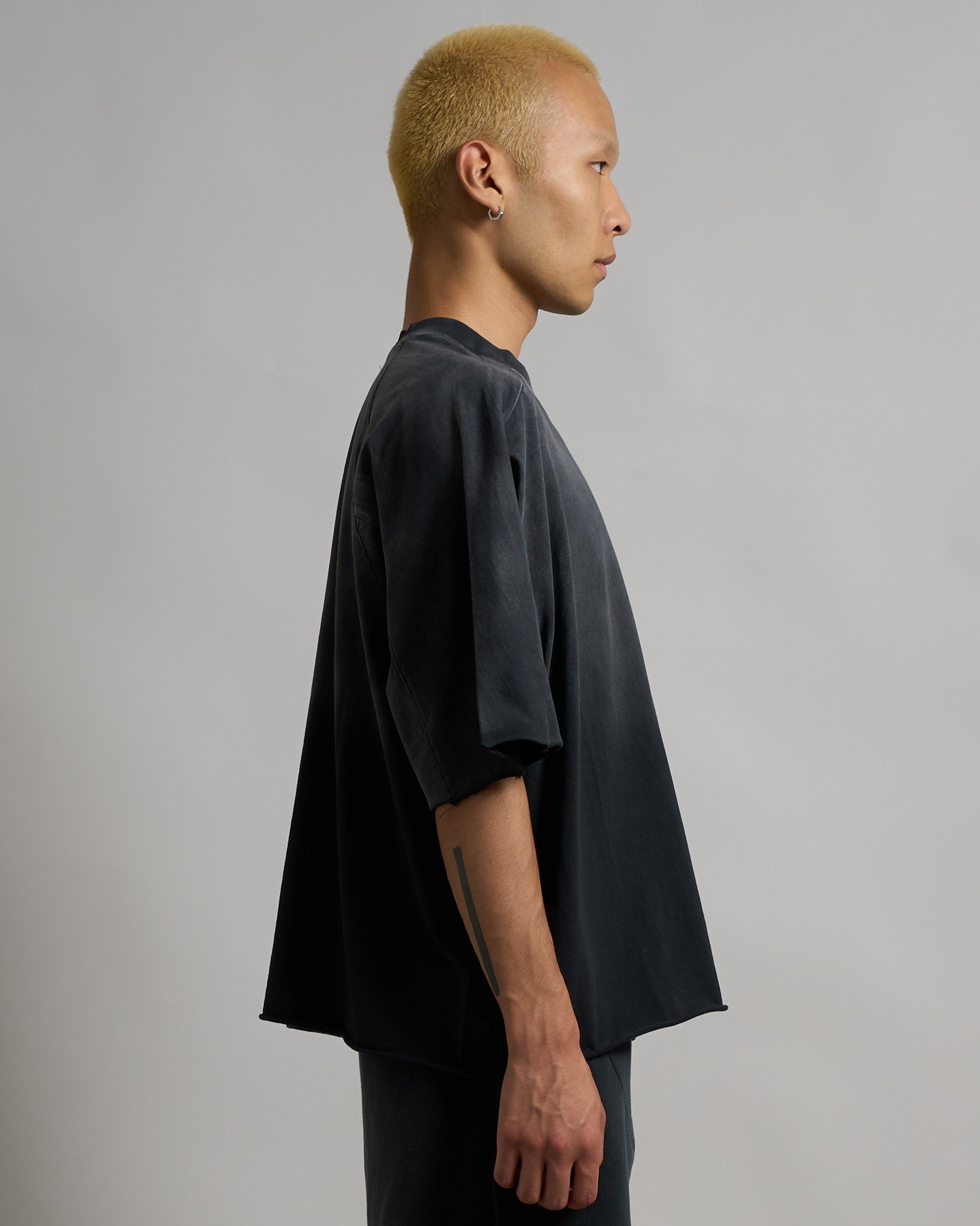 T-shirt effetto old con spruzzo