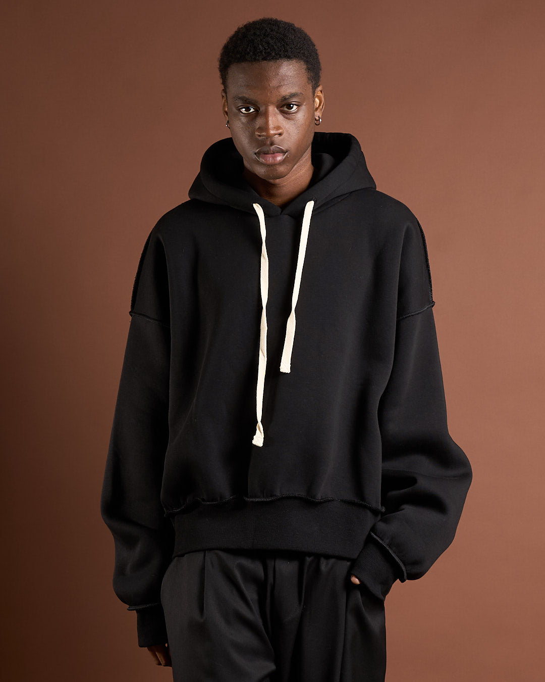 Felpa cropped con lacci