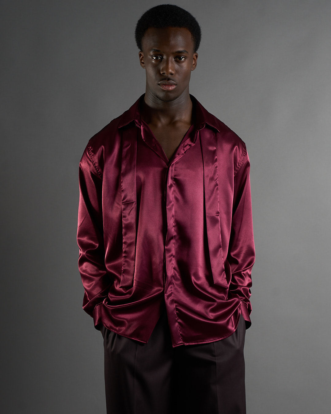 Camicia Effetto Seta con cravatta