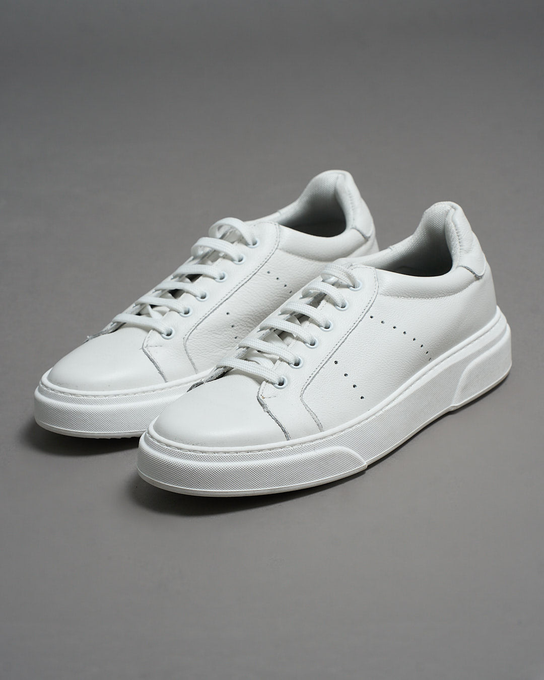 Msm Studio Sneakers Sand Suede 