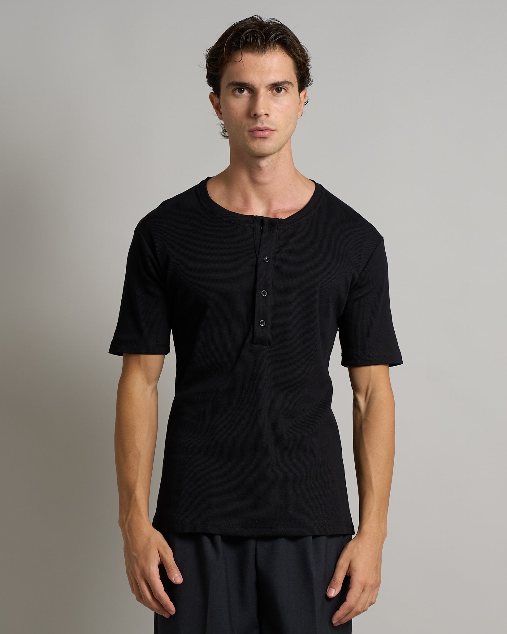 T-shirt Serafino in costina mezza manica