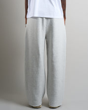 Pantalone in tuta a taglio vivo