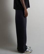 Pantalone in tuta a taglio vivo