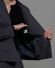 Giacca cropped doppiopetto gessata