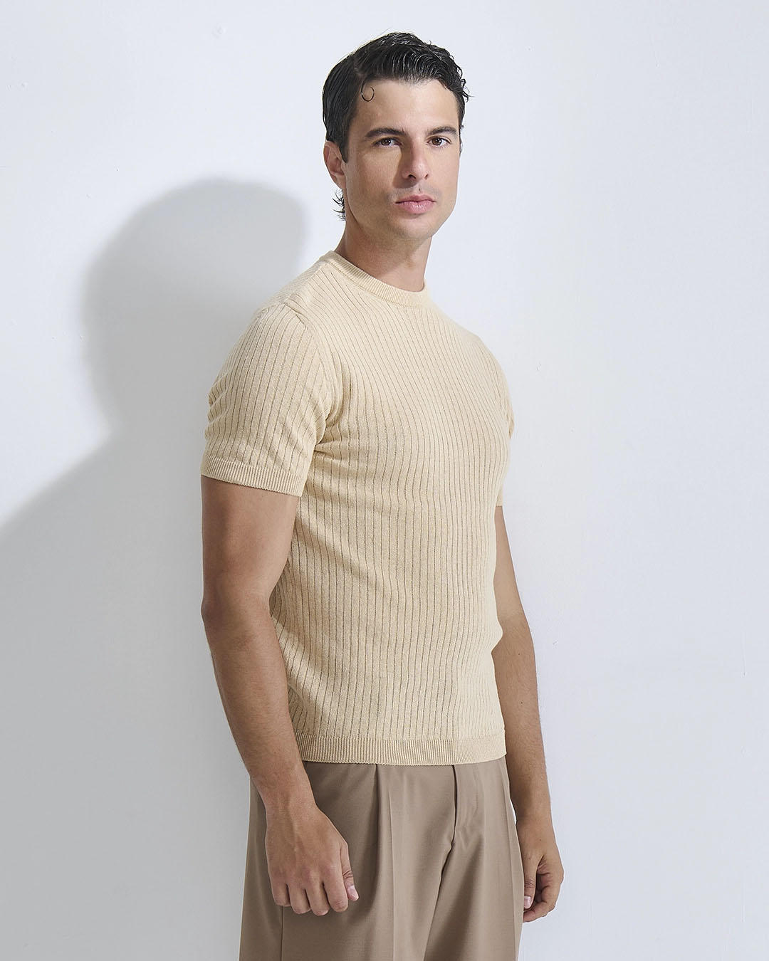 T-shirt a coste in filo