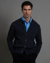Cardigan girocollo in filo