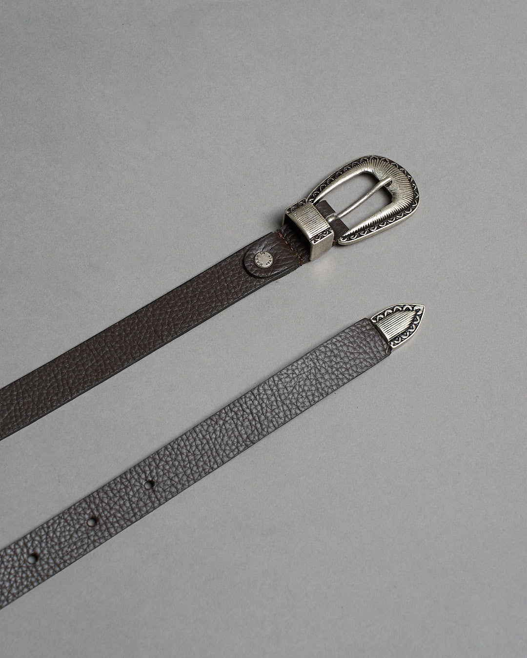 Cintura in pelle con trittico