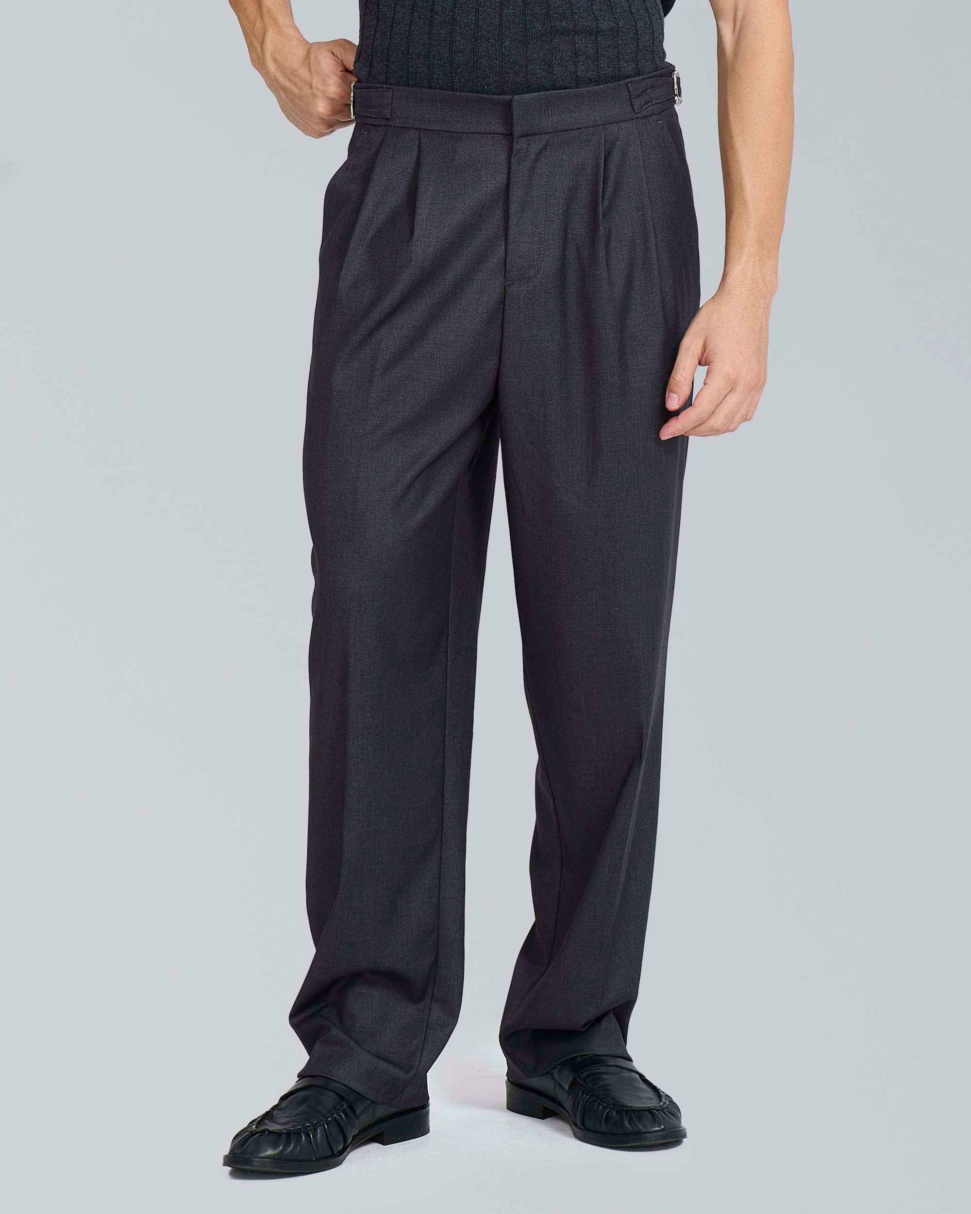 Pantalone wide fit con fibbiette