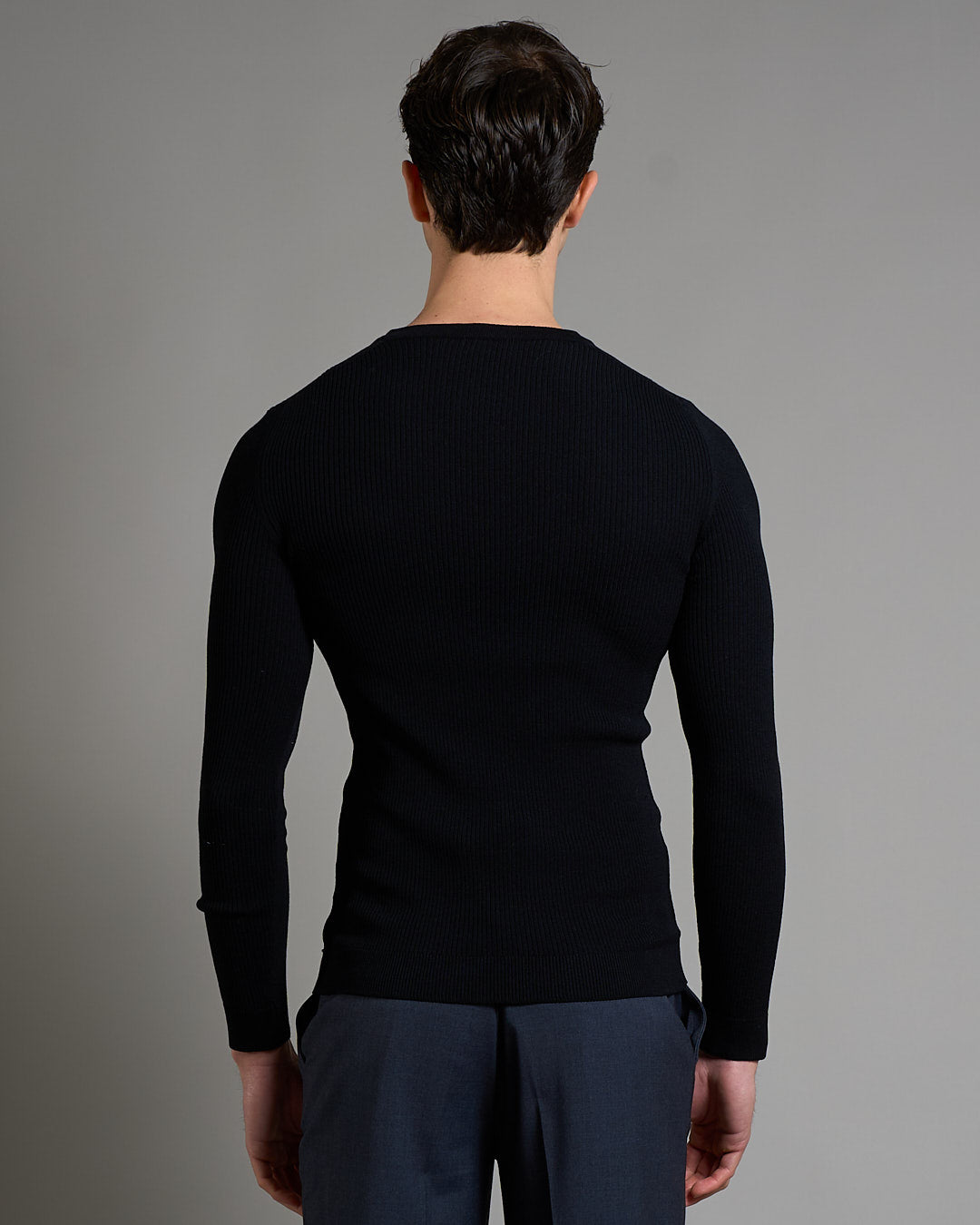 Maglia serafino a coste con lacci Limited Edition