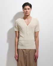 Maglia scollo a V a coste mezza manica