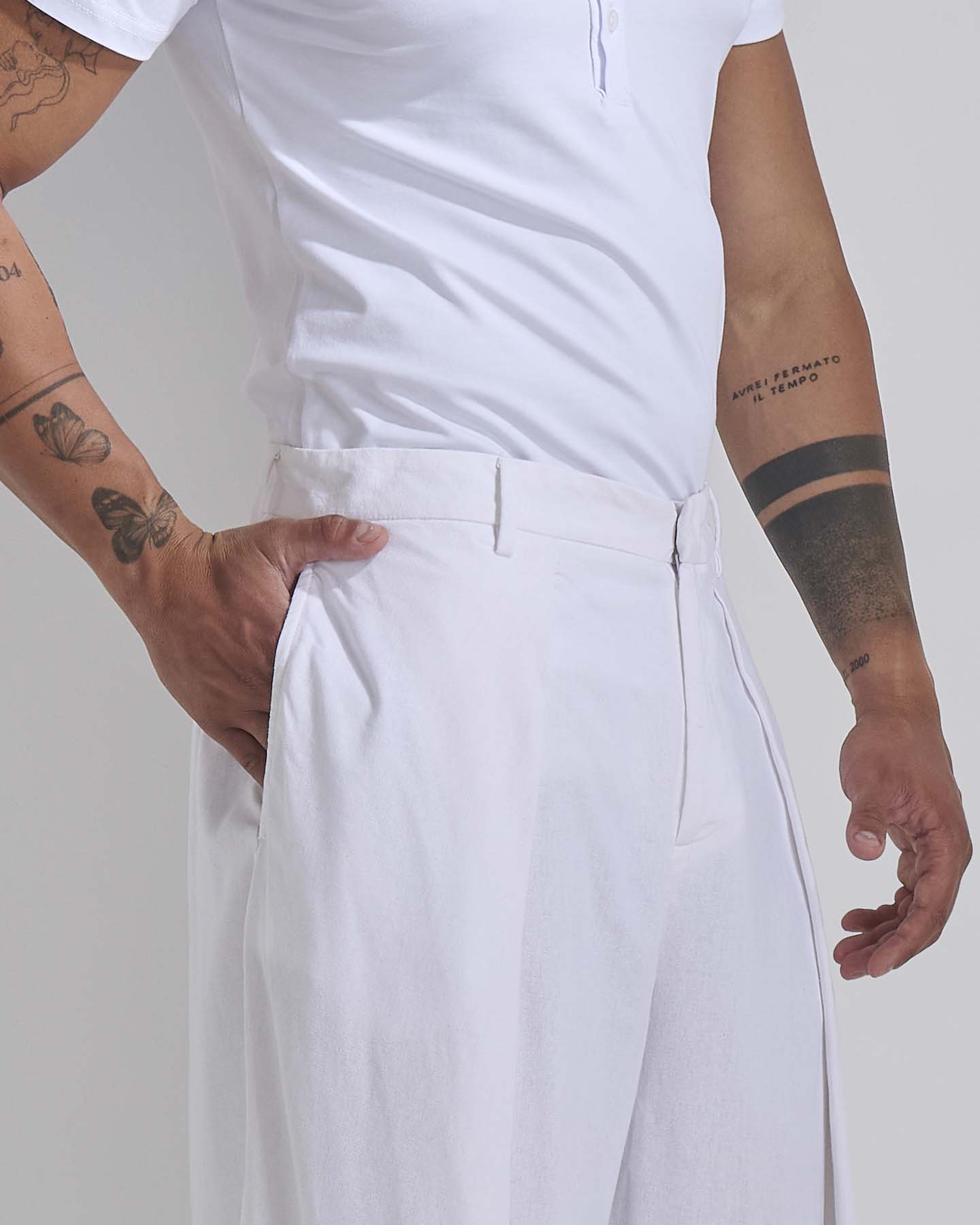 Pantalone Wide Fit con pieghe in lino