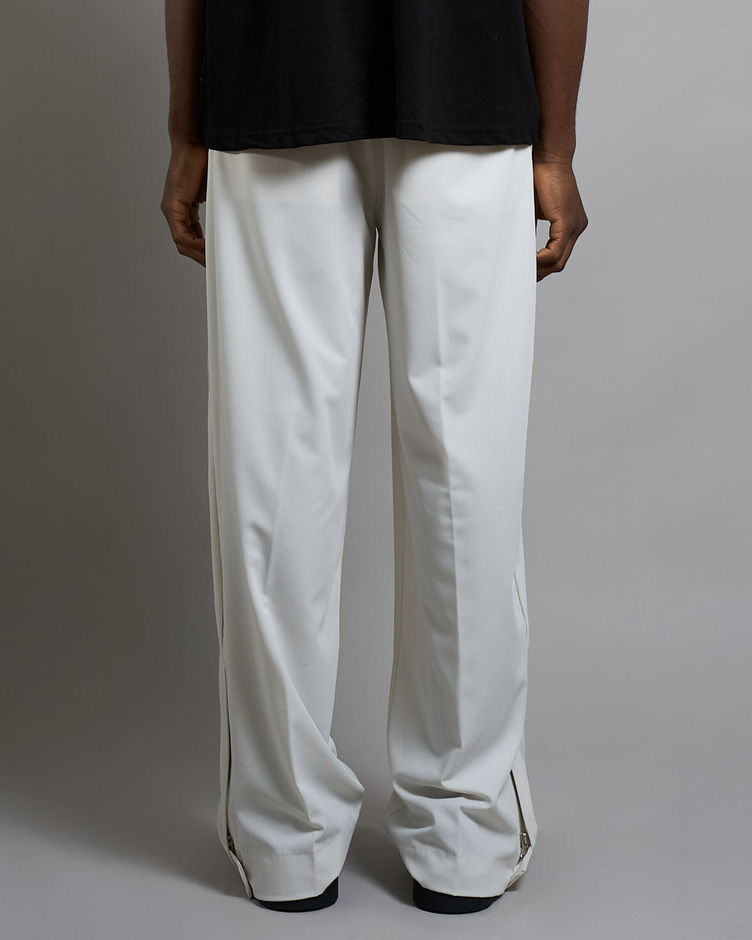 Pantalone Wide Leg con zip e bottone al fondo