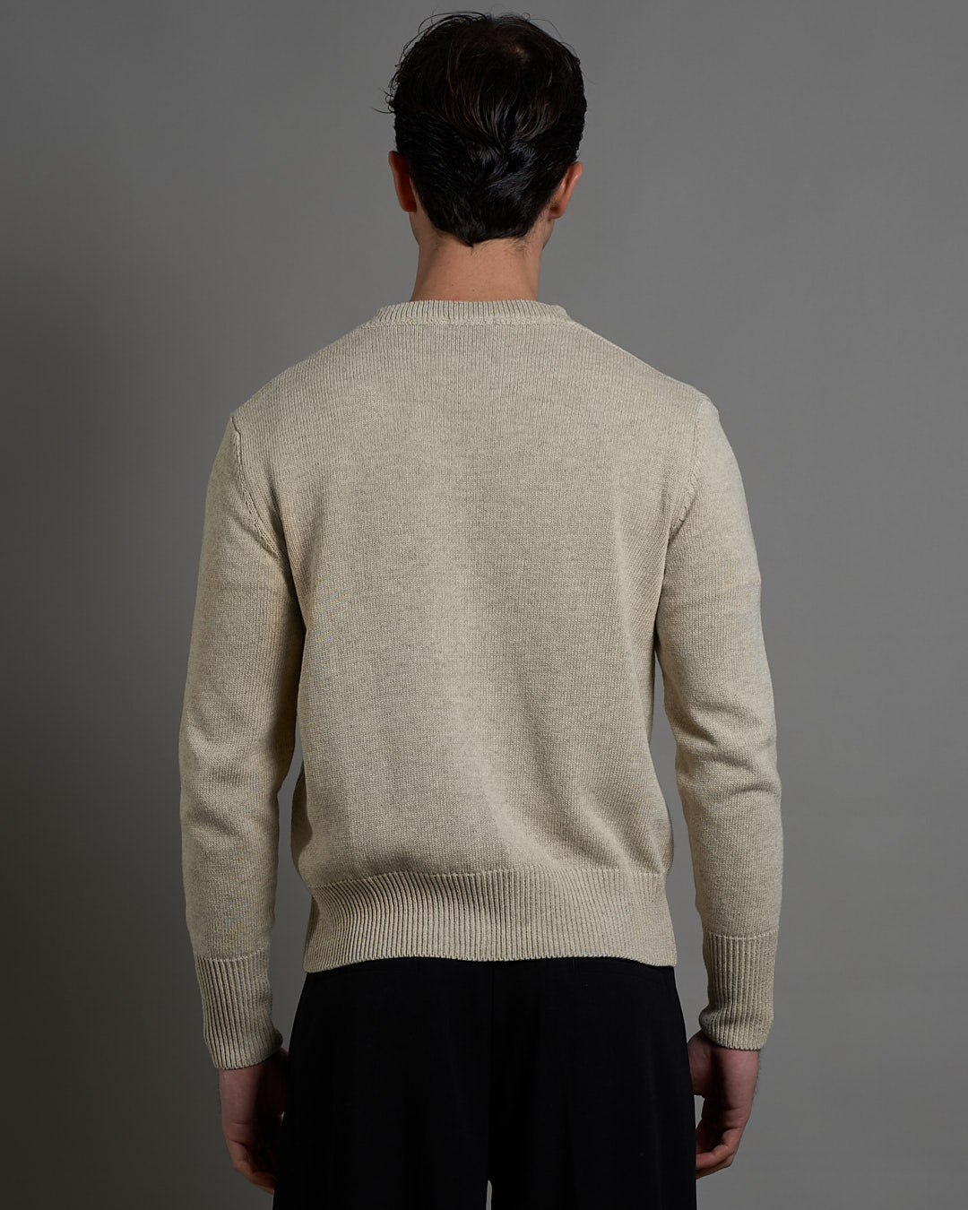 Cardigan girocollo in filo