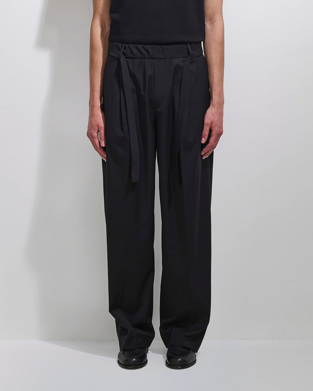 Pantalaccio strutturato con laccio