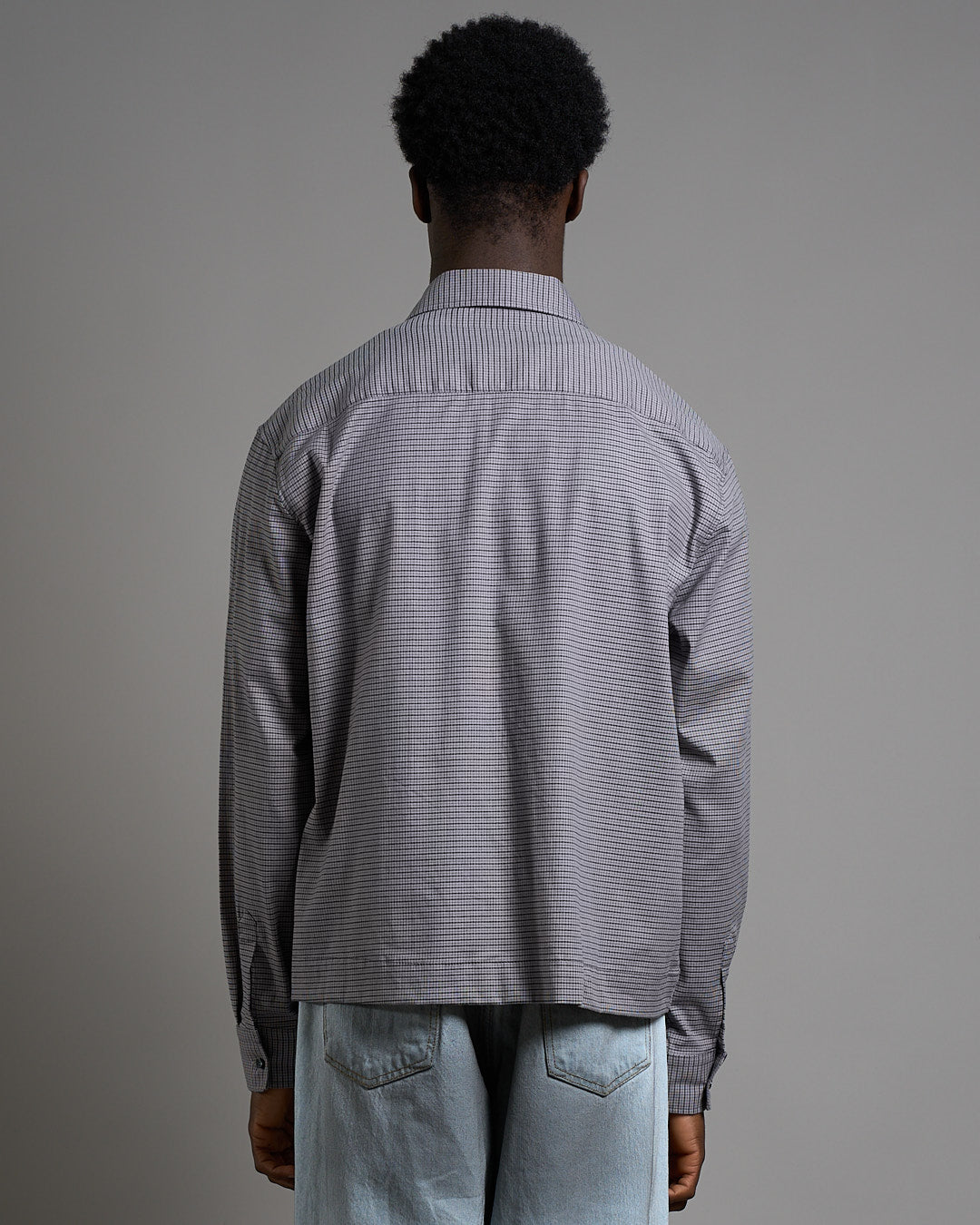 Camicia cropped a quadri con ricamo