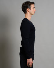 Maglia serafino scollo a V a coste