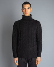 Maglia dolcevita con treccia