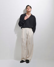 Pantalaccio strutturato con laccio