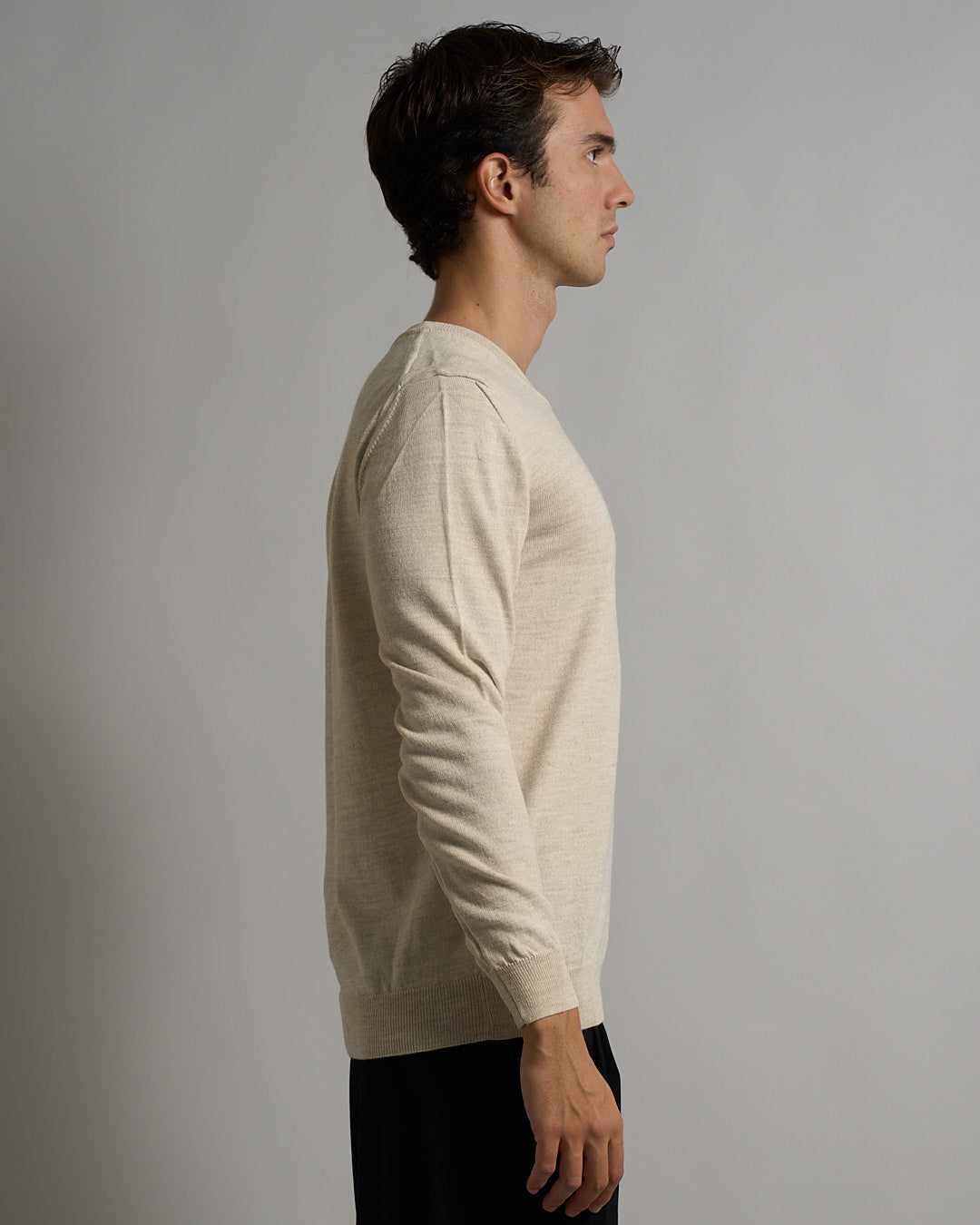 Maglia a V in lana merinos